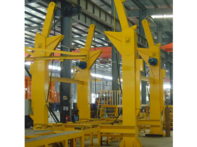 大箱底板翻转机