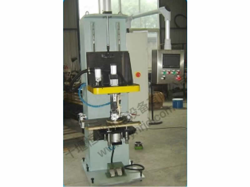 减总行星齿组压装机（差速器）